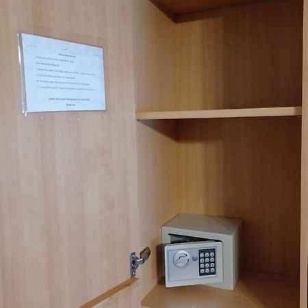 Fornax Home With Balcony 布达佩斯 外观 照片