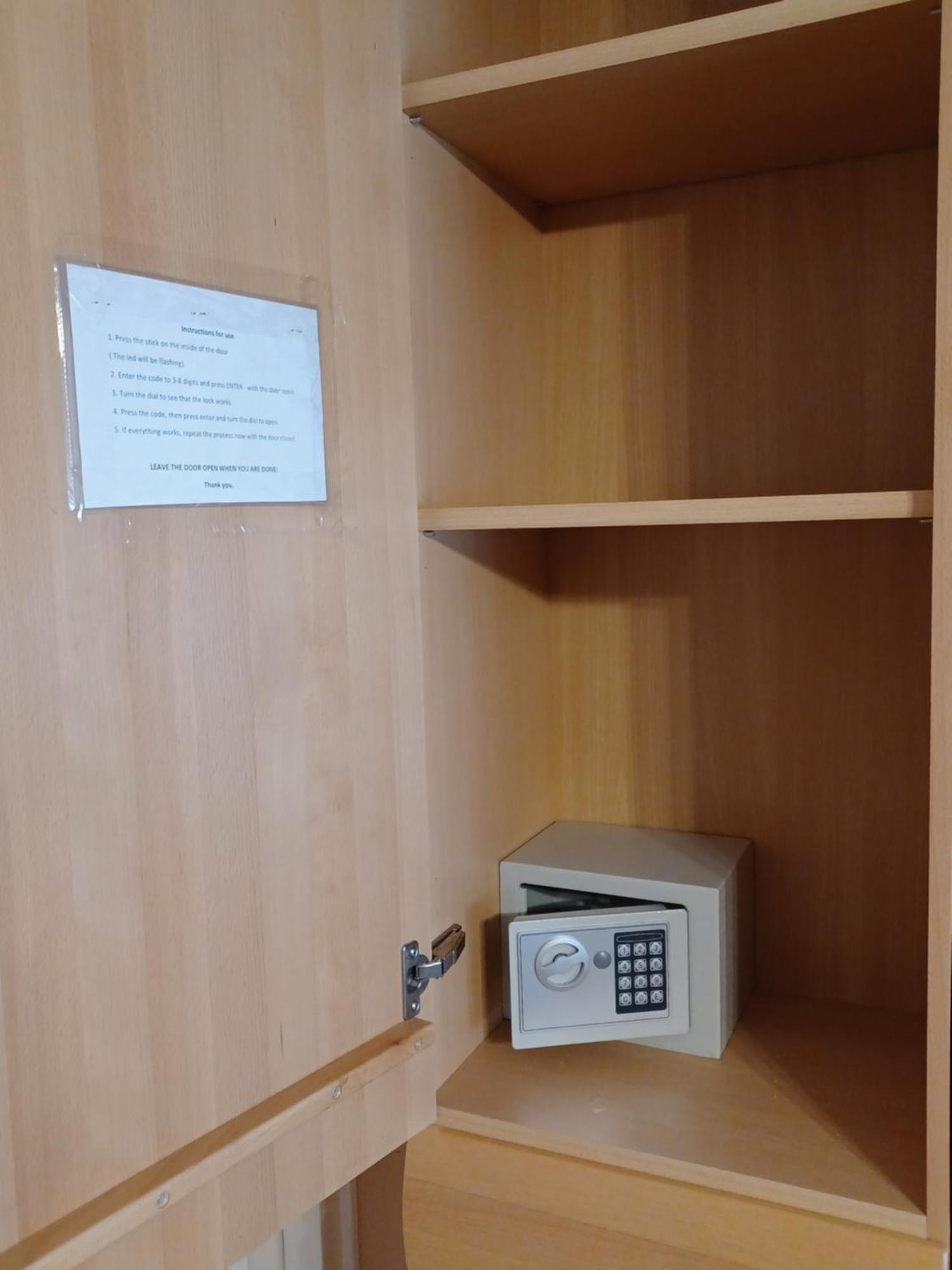 Fornax Home With Balcony 布达佩斯 外观 照片